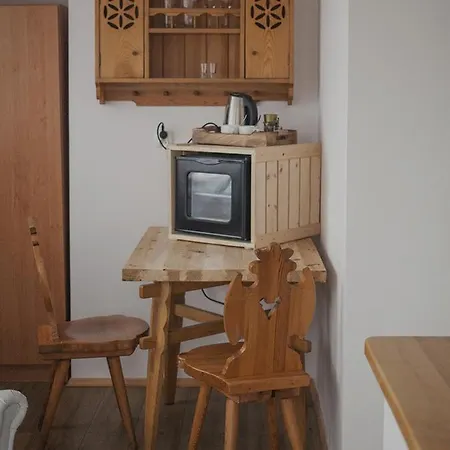 Zwijaczowka לינה וארוחת בוקר זקופאנה