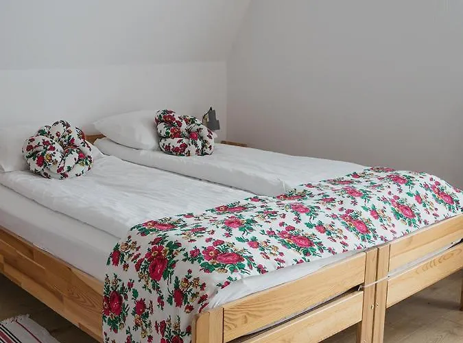 兹维加克左沃卡住宿加早餐旅馆 3*