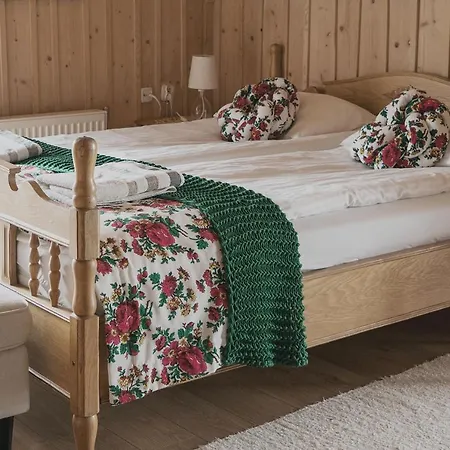 Zwijaczowka Отель типа 