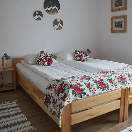 Zwijaczowka Отель типа 