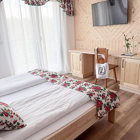 Zwijaczowka 3* 자코파네