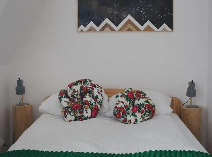 ベッド・アンド・ブレックファスト Zwijaczowka ザコパネ